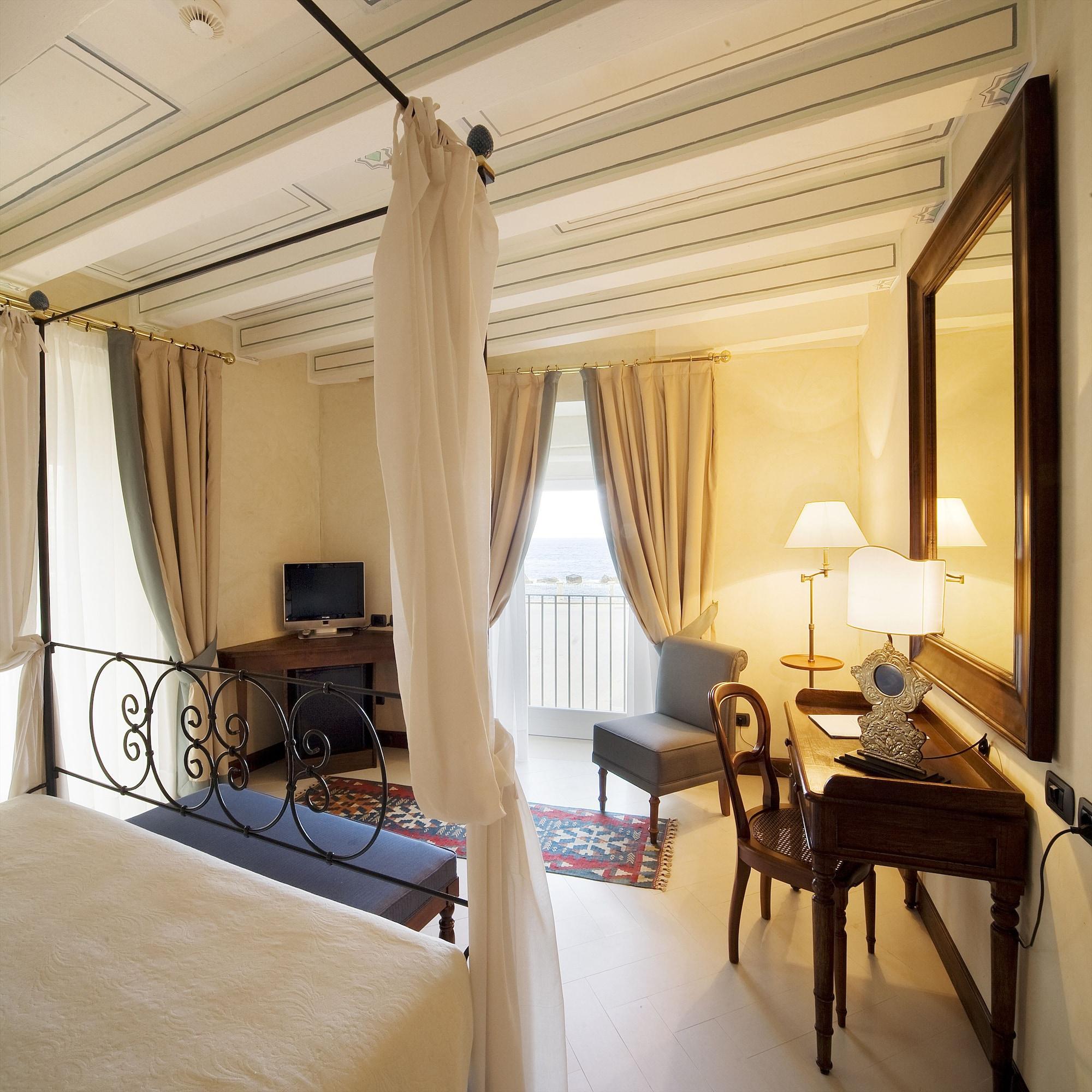 Algila Ortigia Charme Hotel Syracuse Ngoại thất bức ảnh