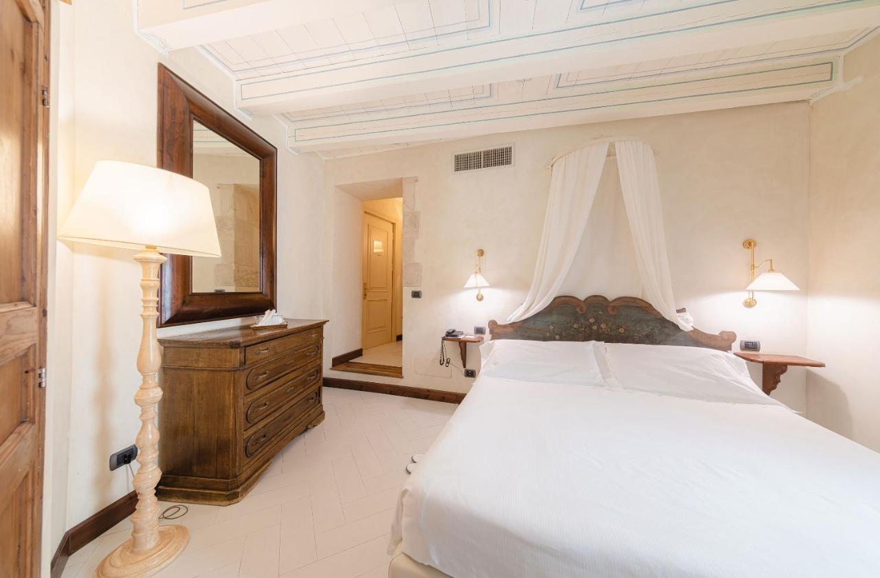 Algila Ortigia Charme Hotel Syracuse Ngoại thất bức ảnh