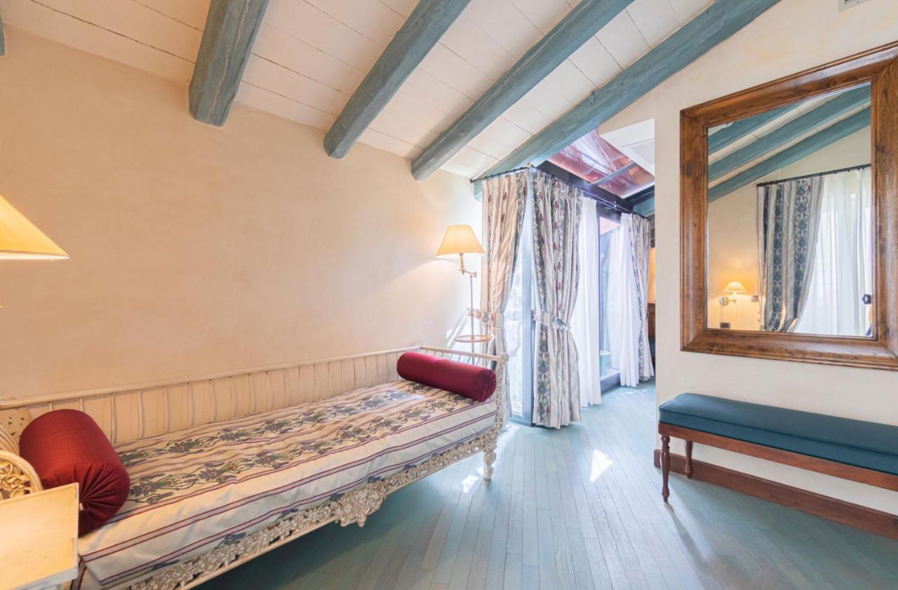 Algila Ortigia Charme Hotel Syracuse Ngoại thất bức ảnh