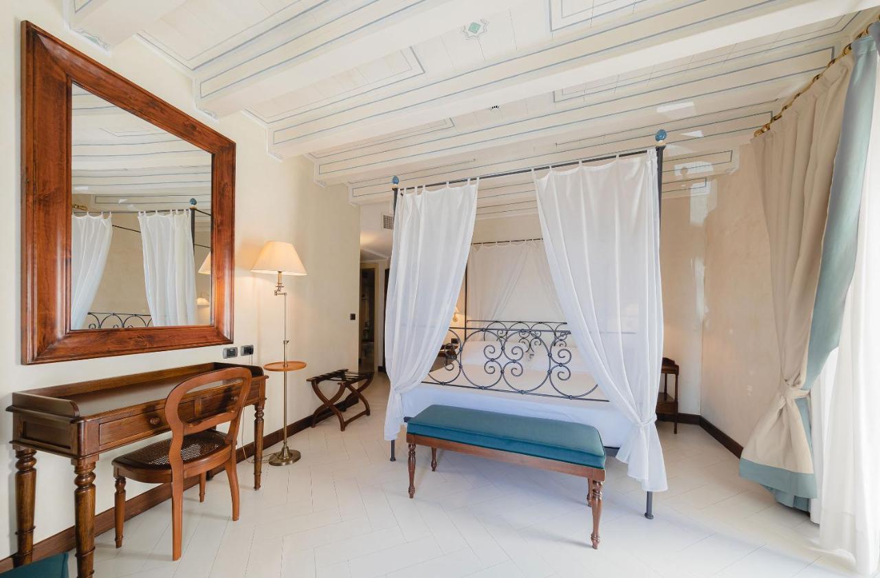 Algila Ortigia Charme Hotel Syracuse Ngoại thất bức ảnh