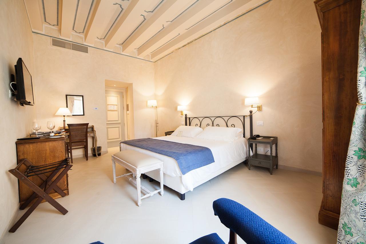 Algila Ortigia Charme Hotel Syracuse Ngoại thất bức ảnh